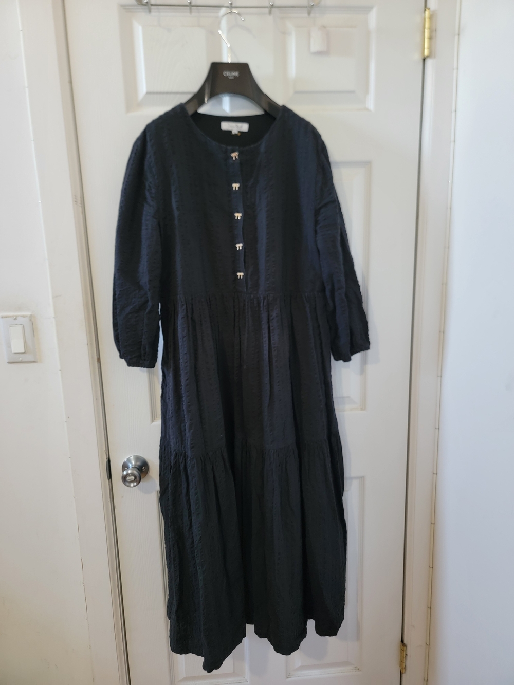 Donna Bella Ladies' Black Tiered Button-Front Dress - Unbranded